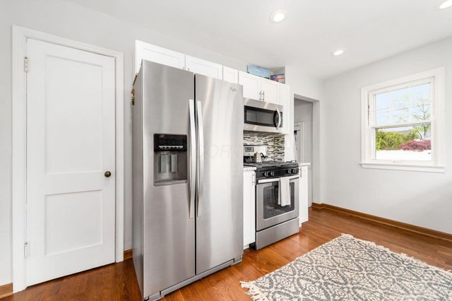 230 E Royal Forest Boulevard, Columbus, OH 43214