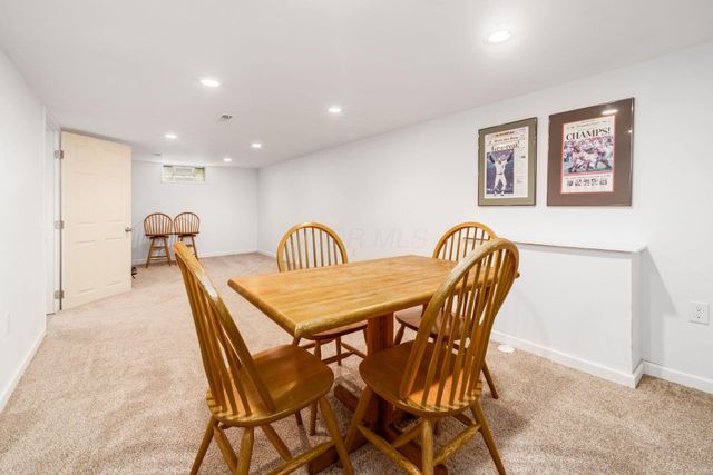 230 E Royal Forest Boulevard, Columbus, OH 43214