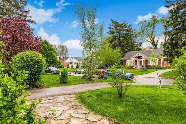 230 E Royal Forest Boulevard, Columbus, OH 43214