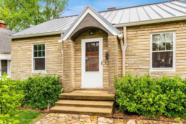 230 E Royal Forest Boulevard, Columbus, OH 43214