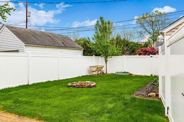 230 E Royal Forest Boulevard, Columbus, OH 43214