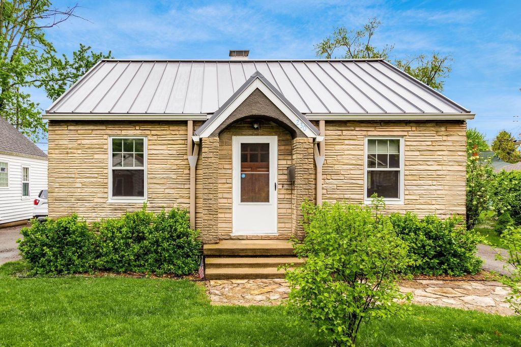 230 E Royal Forest Boulevard, Columbus, OH 43214