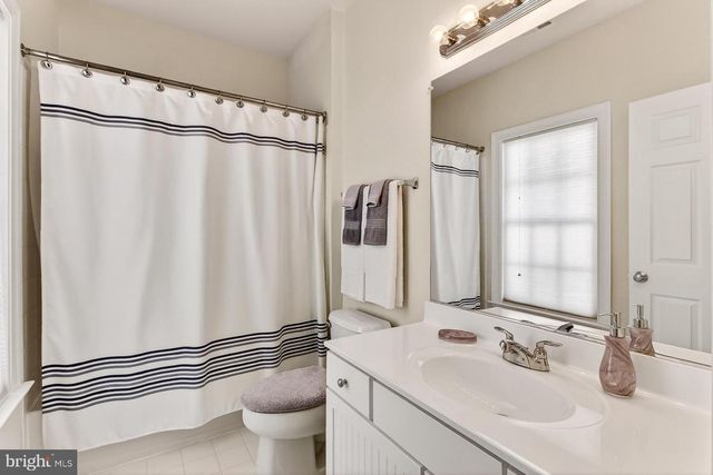 21374 FAIRHUNT DR, Ashburn, VA 20148