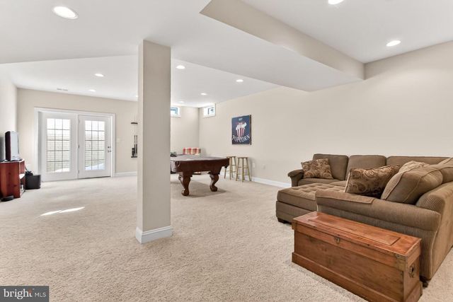 21374 FAIRHUNT DR, Ashburn, VA 20148