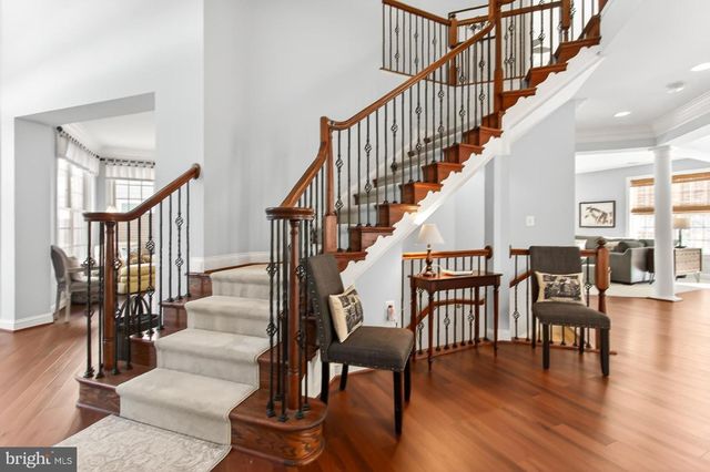 21374 FAIRHUNT DR, Ashburn, VA 20148