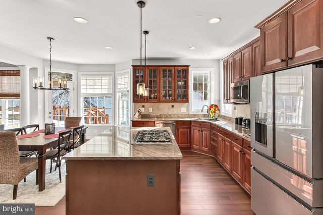 21374 FAIRHUNT DR, Ashburn, VA 20148