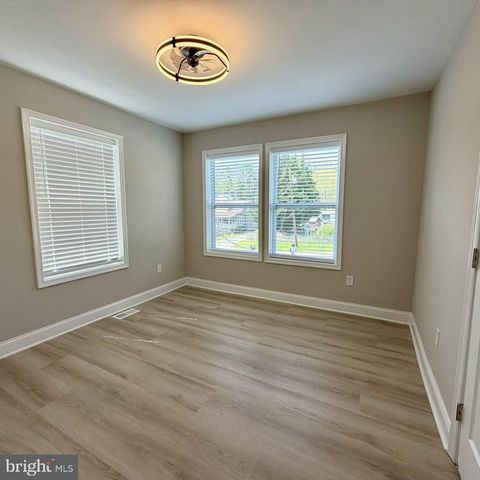 19 N RITTERS LN, Owings Mills, MD 21117