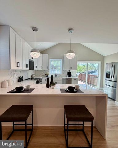 19 N RITTERS LN, Owings Mills, MD 21117