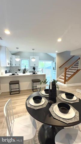 19 N RITTERS LN, Owings Mills, MD 21117