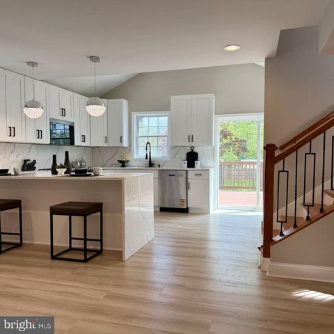 19 N RITTERS LN, Owings Mills, MD 21117