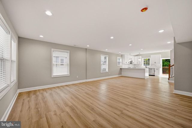 19 N RITTERS LN, Owings Mills, MD 21117