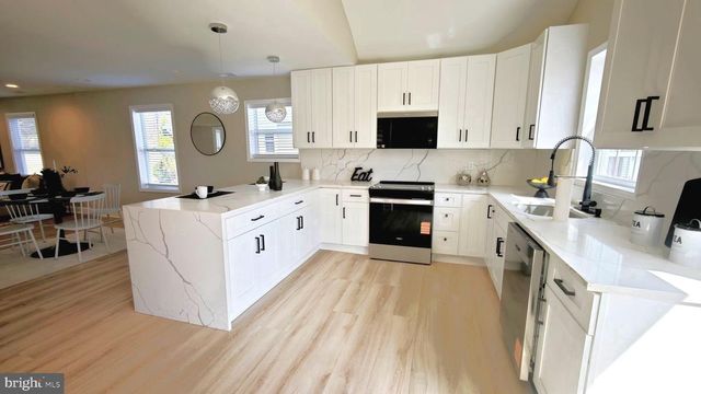 19 N RITTERS LN, Owings Mills, MD 21117