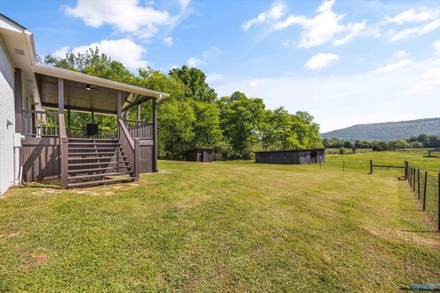 3155 Hurricane Road, New Market, AL 35761