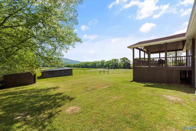 3155 Hurricane Road, New Market, AL 35761