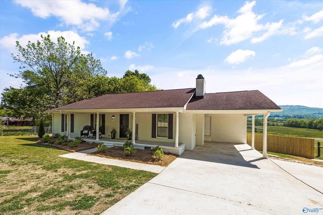 3155 Hurricane Road, New Market, AL 35761