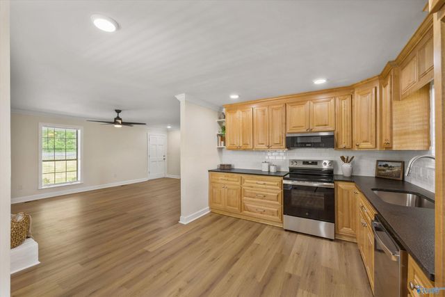 3155 Hurricane Road, New Market, AL 35761