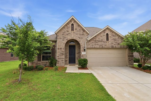 2704 Dancing Flame Drive, Denton, TX 76201