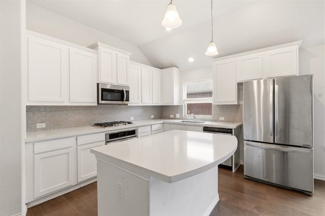 2704 Dancing Flame Drive, Denton, TX 76201