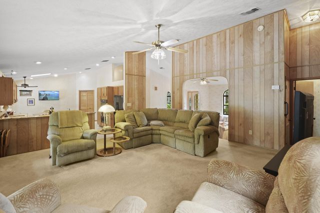 197 Tumblin Kling Road, Fort Pierce, FL 34982