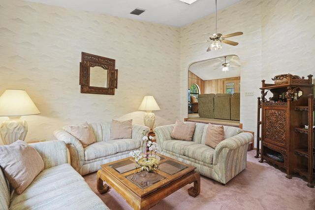 197 Tumblin Kling Road, Fort Pierce, FL 34982