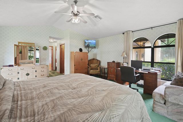 197 Tumblin Kling Road, Fort Pierce, FL 34982