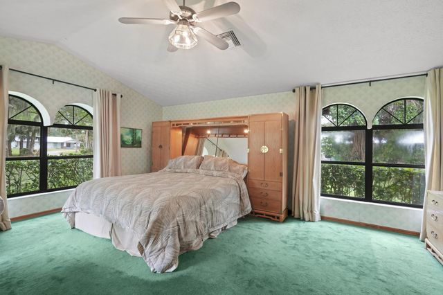 197 Tumblin Kling Road, Fort Pierce, FL 34982