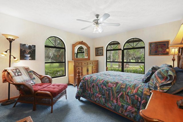 197 Tumblin Kling Road, Fort Pierce, FL 34982