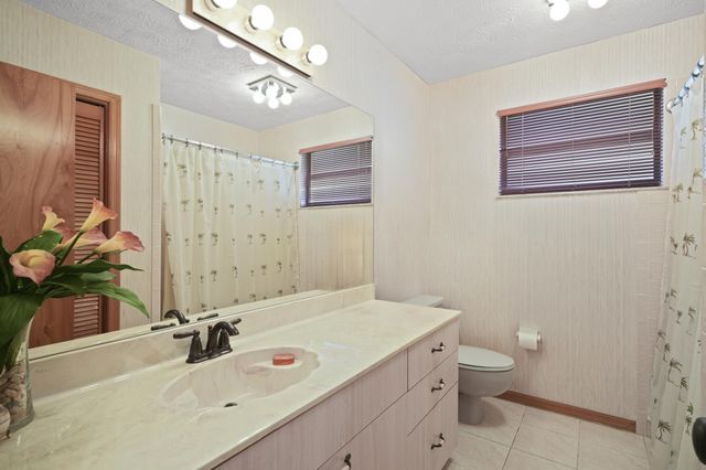 197 Tumblin Kling Road, Fort Pierce, FL 34982