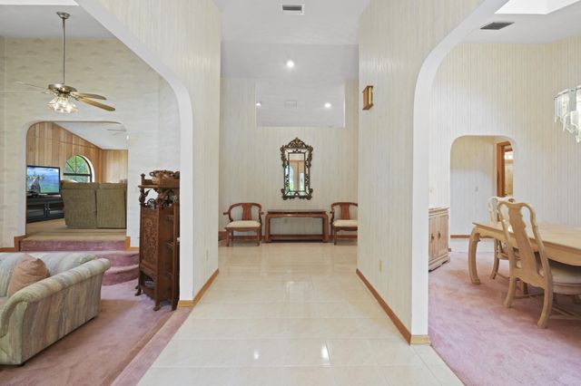 197 Tumblin Kling Road, Fort Pierce, FL 34982