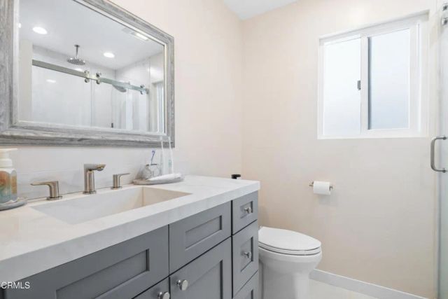 20224 Cohasset Street 12, Winnetka, CA 91306