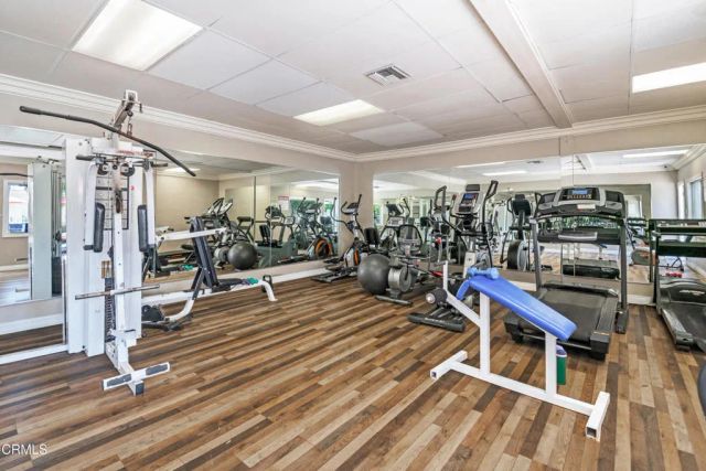 20224 Cohasset Street 12, Winnetka, CA 91306