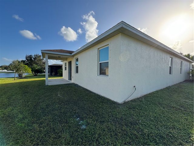 101 Elena Drive, Sebastian, FL 32958