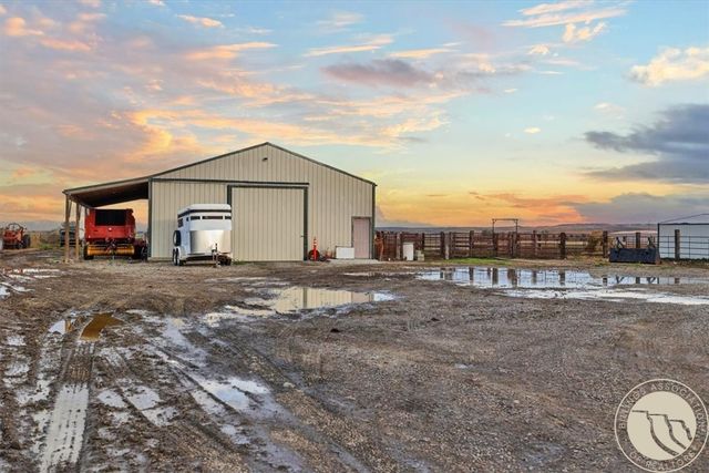 2285 N 9th, Worden, MT 59088