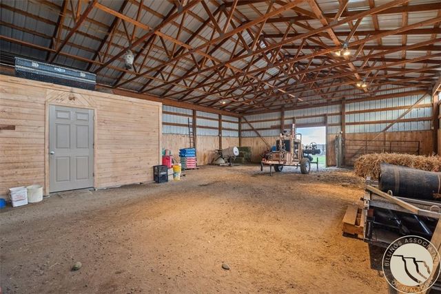 2285 N 9th, Worden, MT 59088