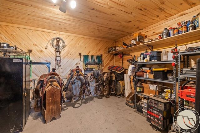 2285 N 9th, Worden, MT 59088