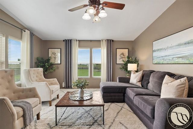 2285 N 9th, Worden, MT 59088