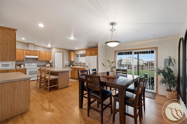 2285 N 9th, Worden, MT 59088