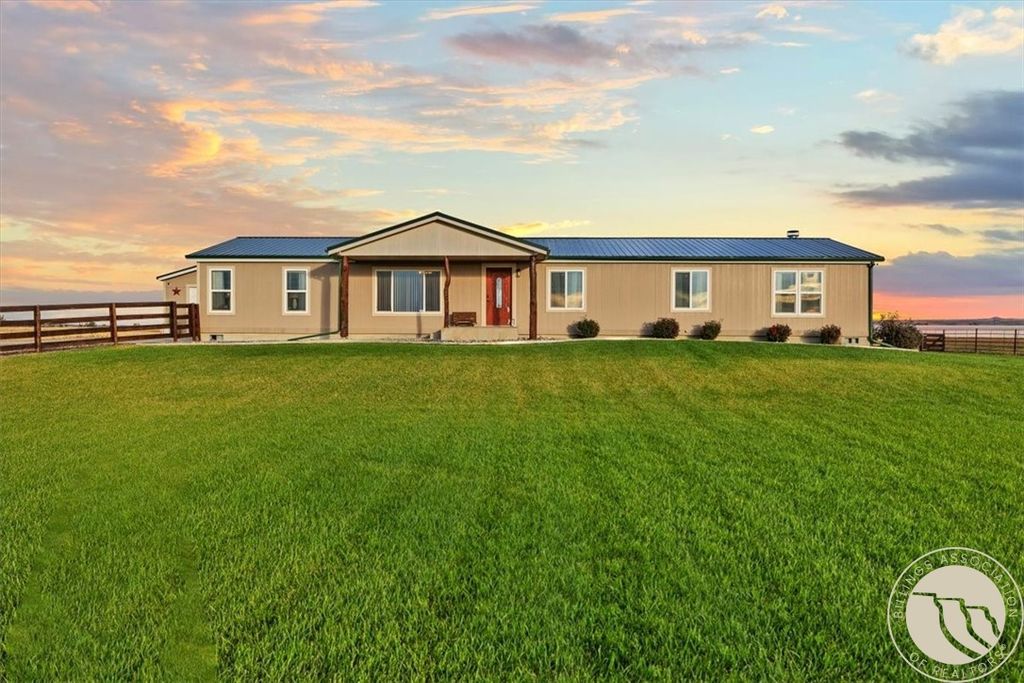 2285 N 9th, Worden, MT 59088