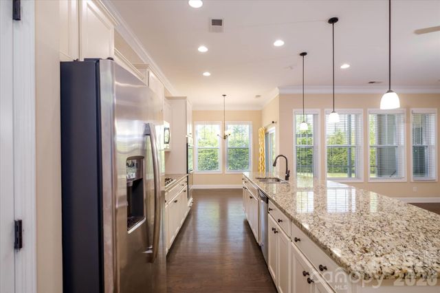 5004 Star Hill Lane, Charlotte, NC 28214