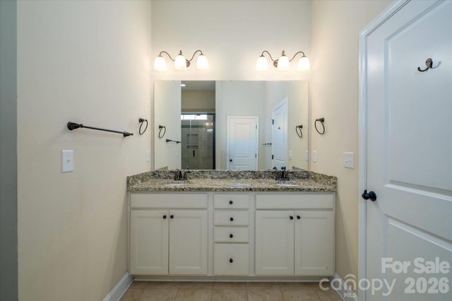 5004 Star Hill Lane, Charlotte, NC 28214