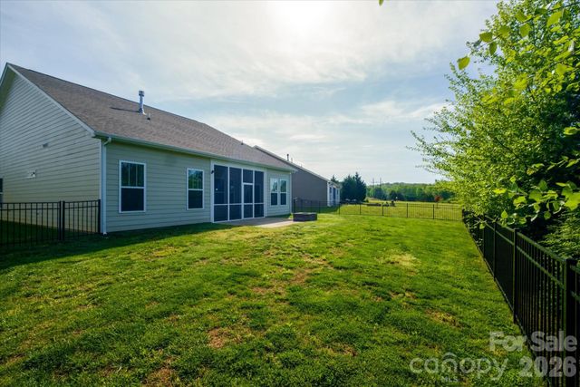 5004 Star Hill Lane, Charlotte, NC 28214