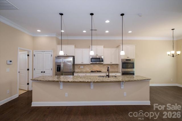 5004 Star Hill Lane, Charlotte, NC 28214