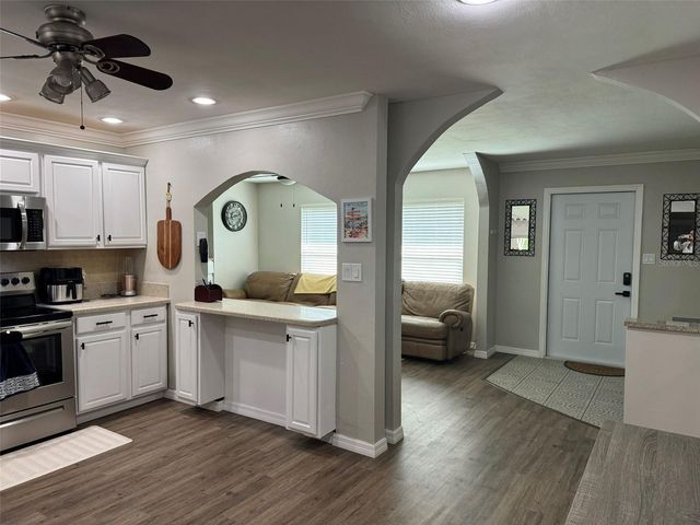 2811 POINCIANA COURT, Punta Gorda, FL 33950