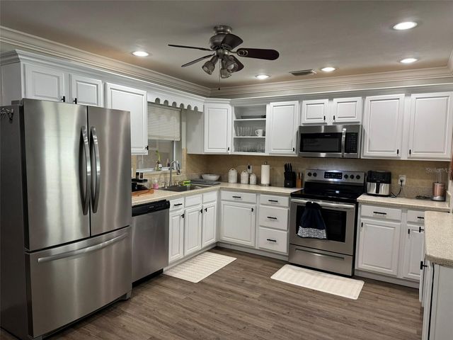 2811 POINCIANA COURT, Punta Gorda, FL 33950
