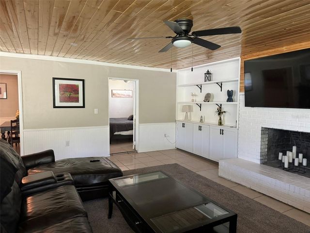 2811 POINCIANA COURT, Punta Gorda, FL 33950