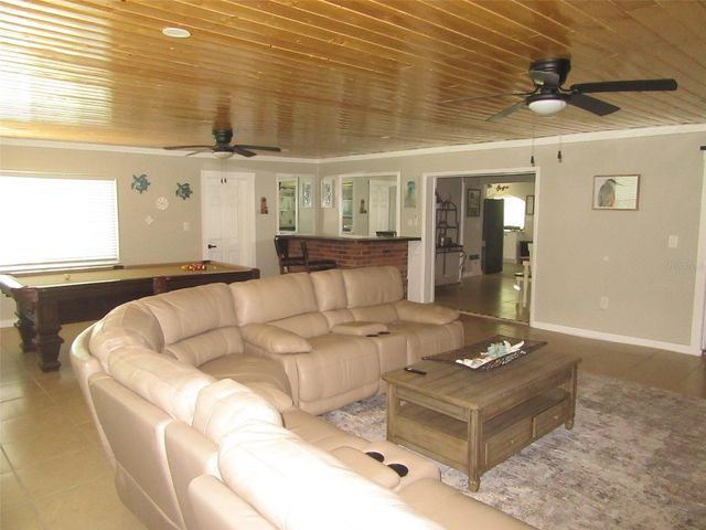 2811 POINCIANA COURT, Punta Gorda, FL 33950