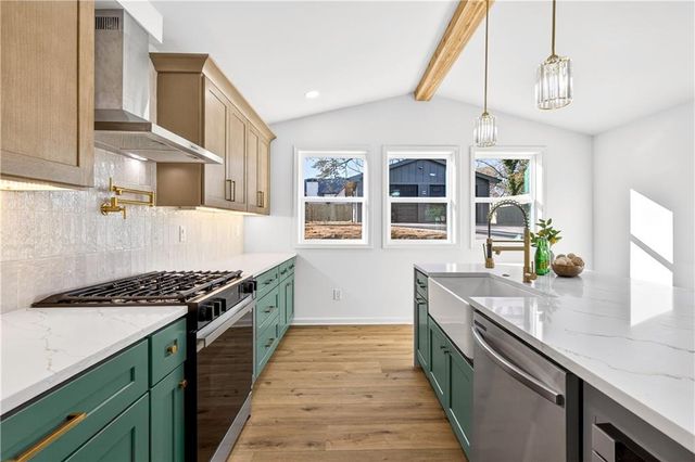 2720 Ivanhoe SE Lane, Smyrna, GA 30082