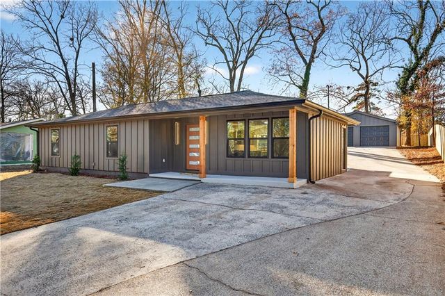 2720 Ivanhoe SE Lane, Smyrna, GA 30082