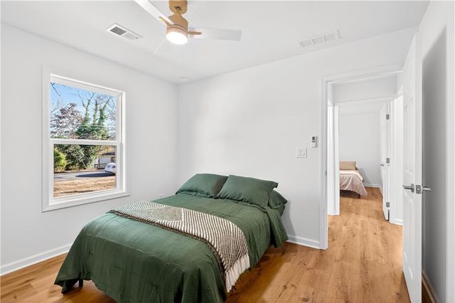 2720 Ivanhoe SE Lane, Smyrna, GA 30082