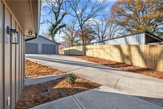 2720 Ivanhoe SE Lane, Smyrna, GA 30082